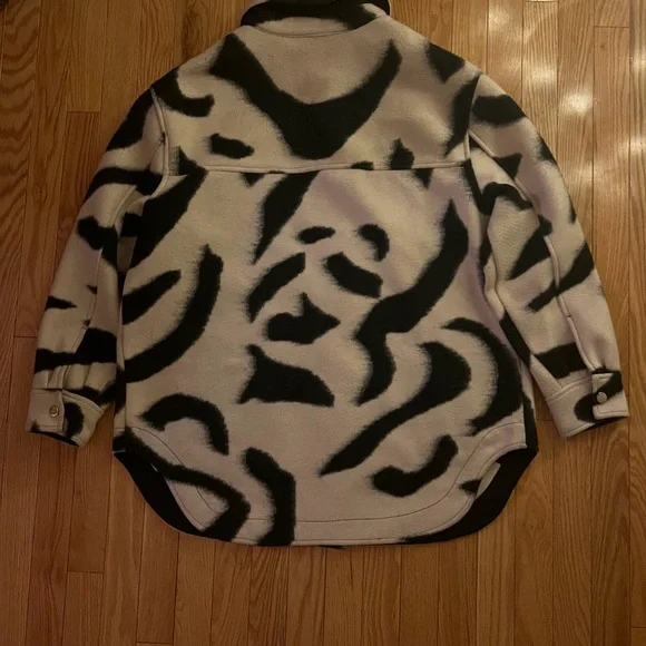 Animal Print Utility Shacket - Picture 2 of 3
